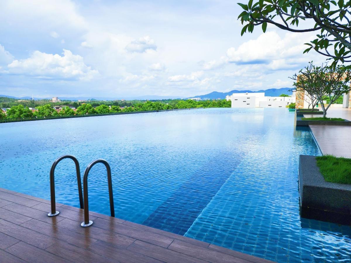Klia Lili Residensi 5 Plus 2 Pax With Splendid Pool Nilai Exteriér fotografie